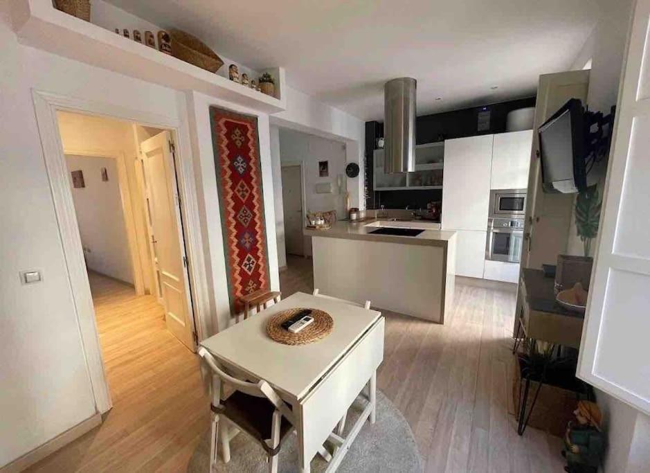 180 Home Casa Rodrigo De Triana Севилья Экстерьер фото